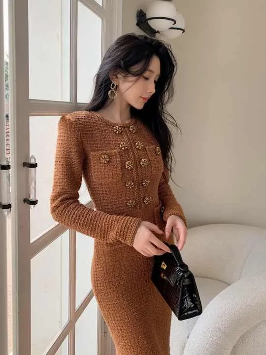 فستان نسائي - Women's dress