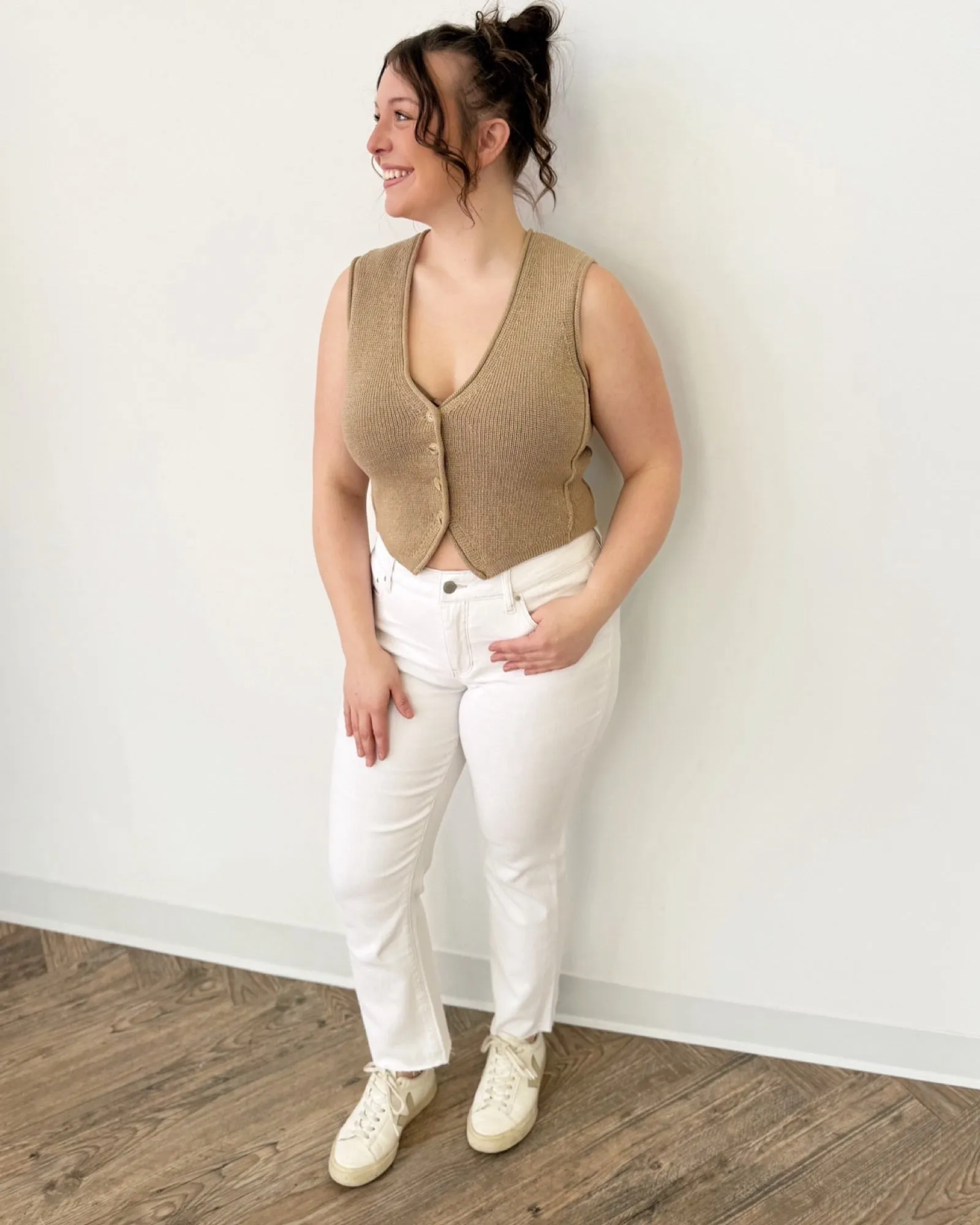 Portia Sleeveless Knit V Neck Top