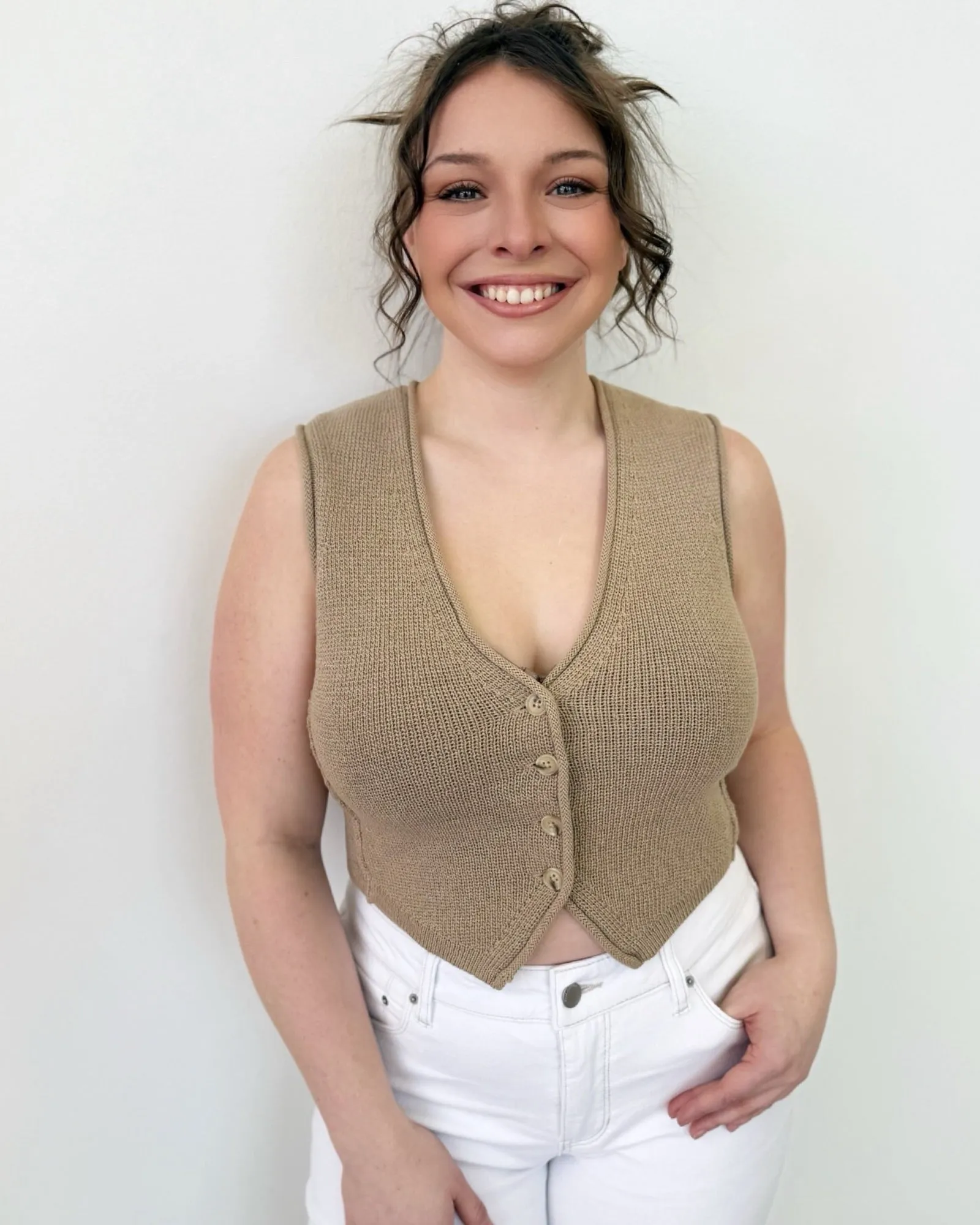 Portia Sleeveless Knit V Neck Top