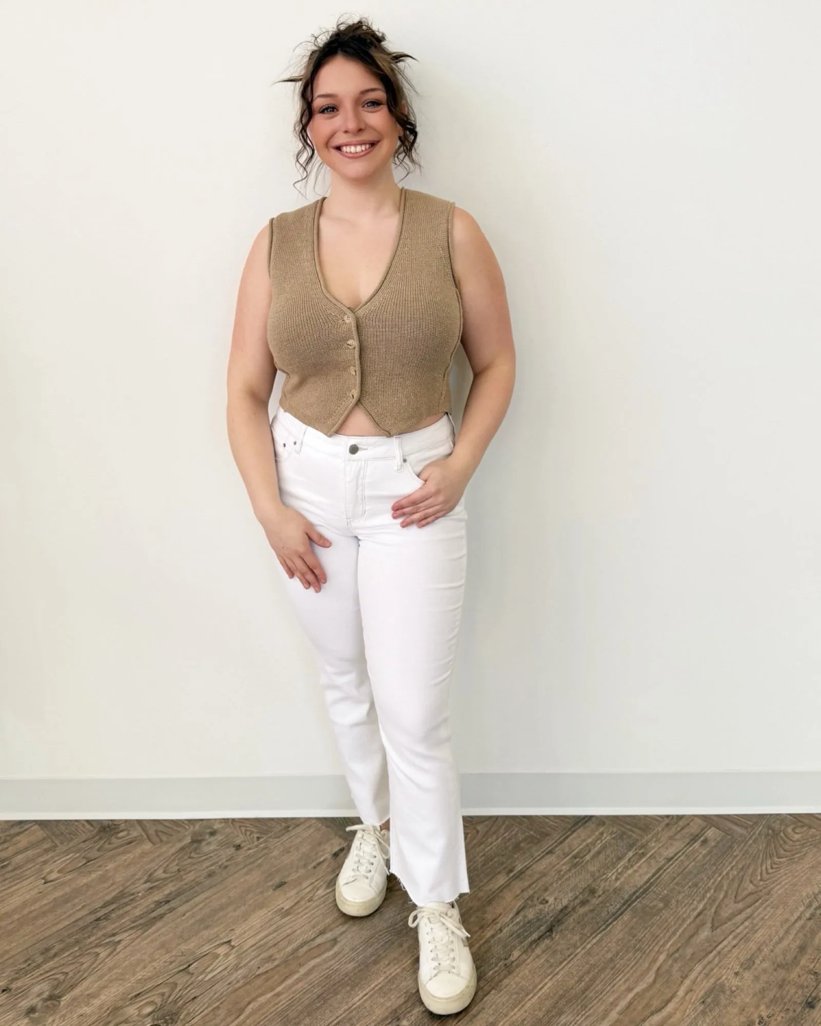 Portia Sleeveless Knit V Neck Top