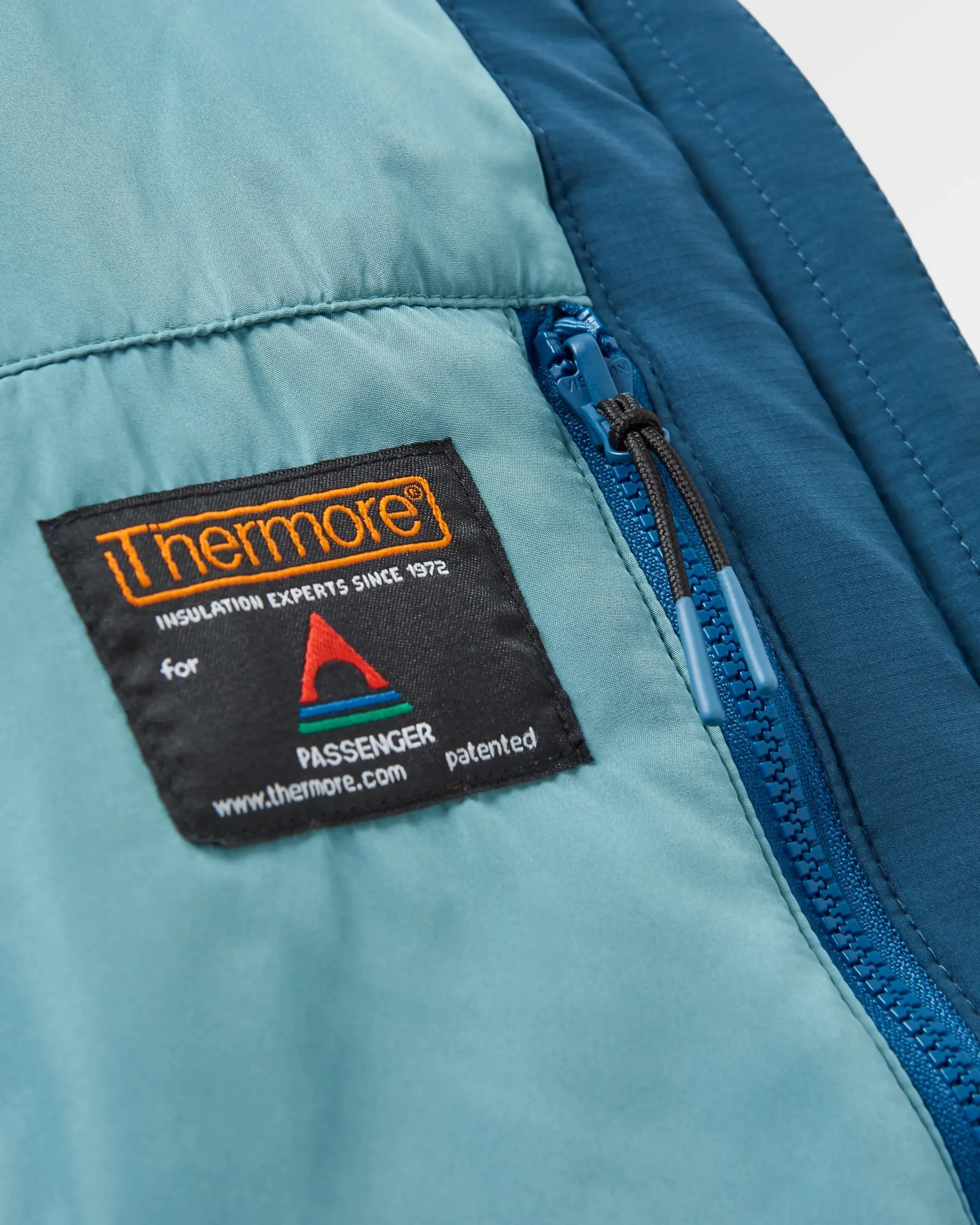 Shasta Lightweight Recycled Thermore Insulated Jacket - Rich Navy/Dark Denim/Arctic
