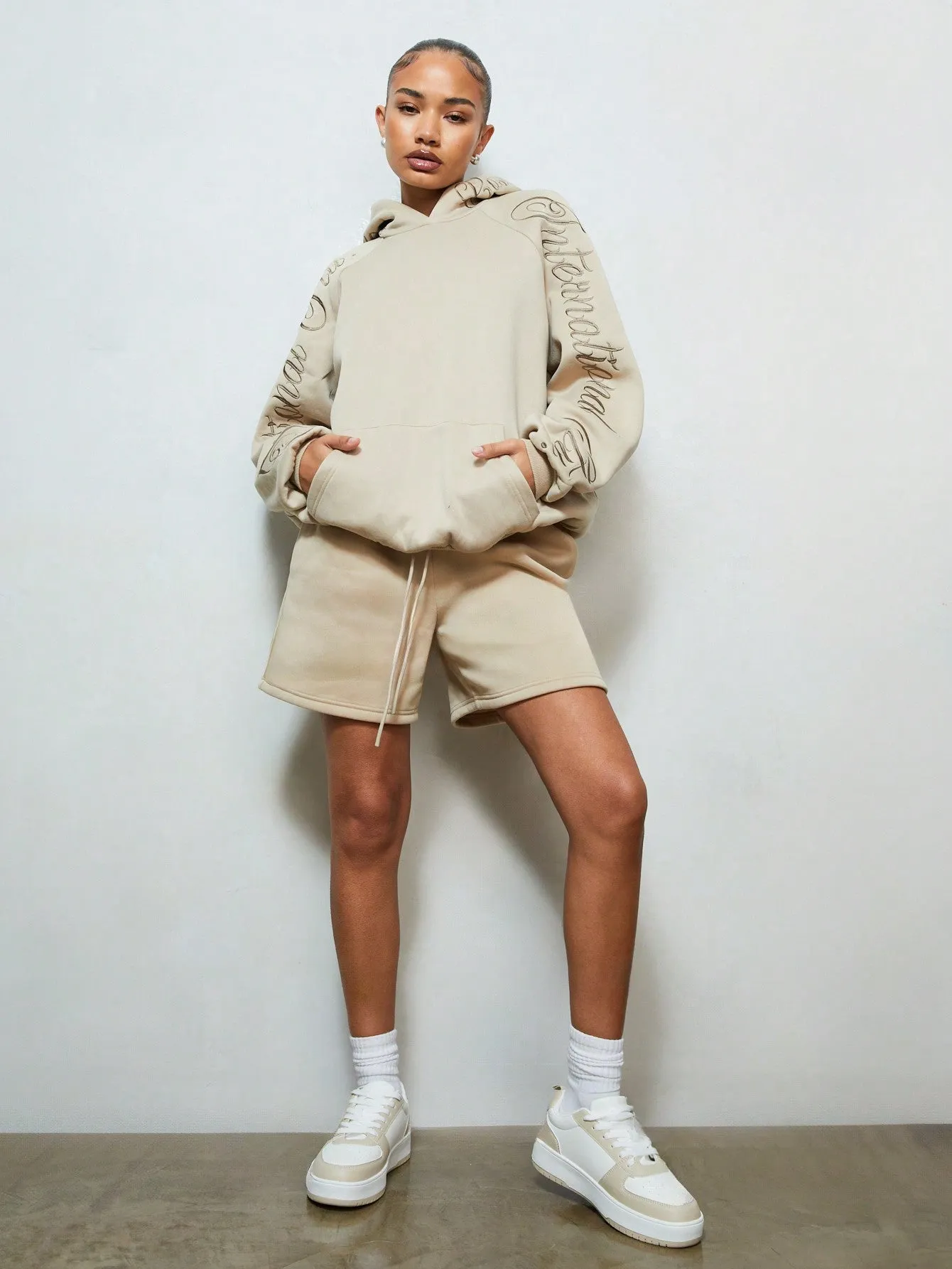 SUMWON WOMEN Overhead Kangaroo Pocket Hoodie Sweatshirt With Script Embroidery