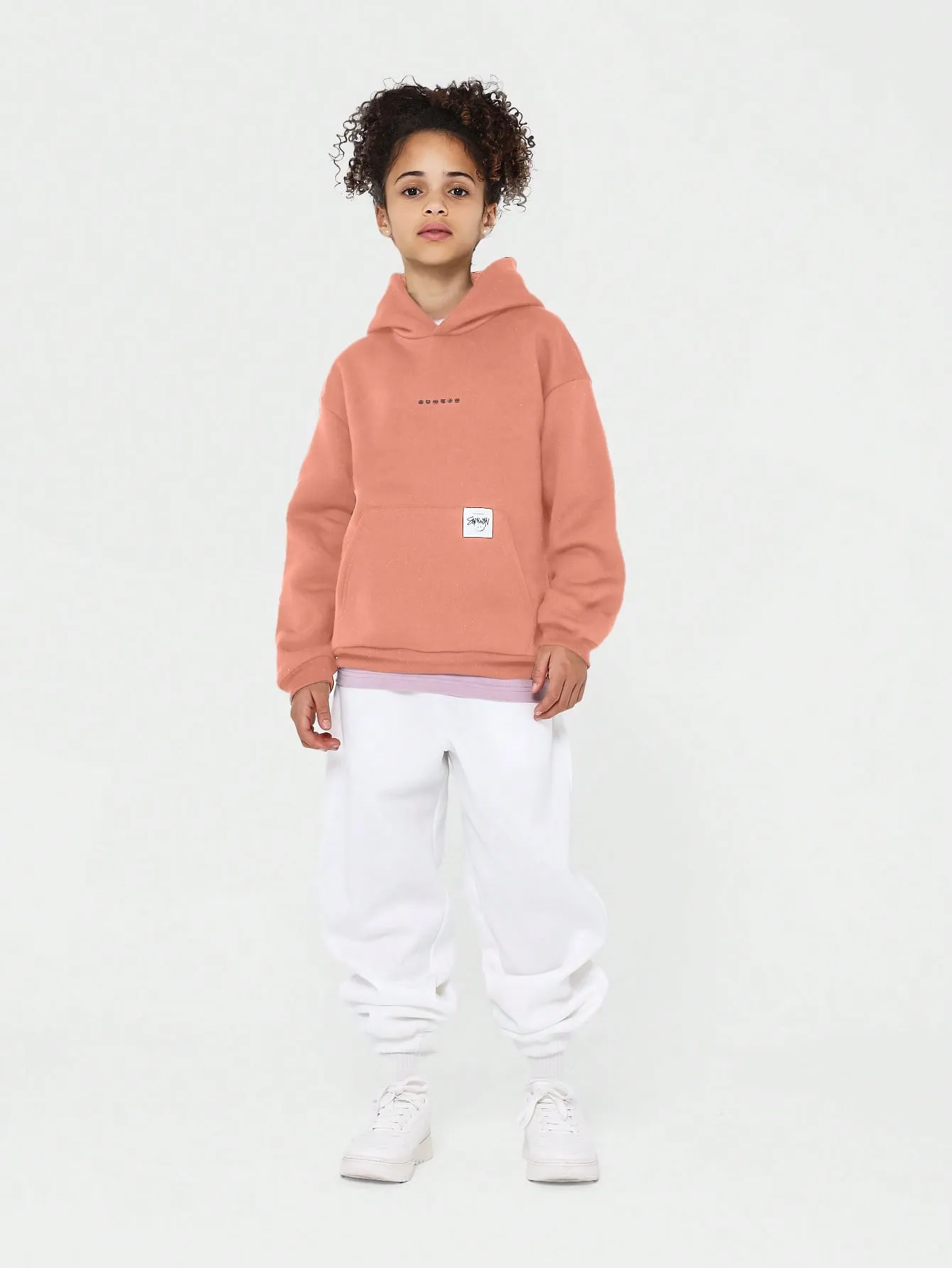 Tween Girls Regular Fit Essential Hoodie With Graphic Print