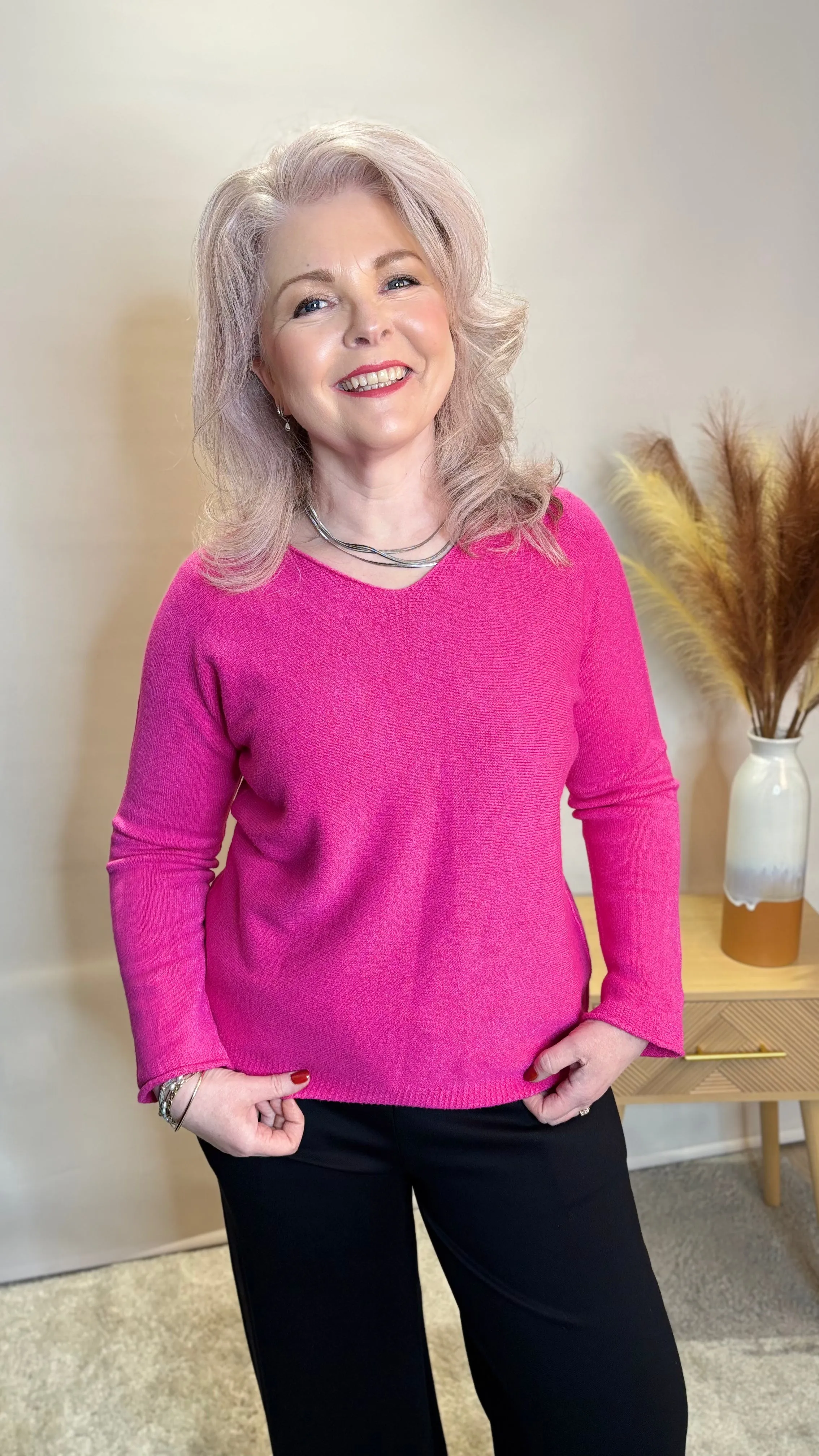 V-Neck Knit - Fuchsia